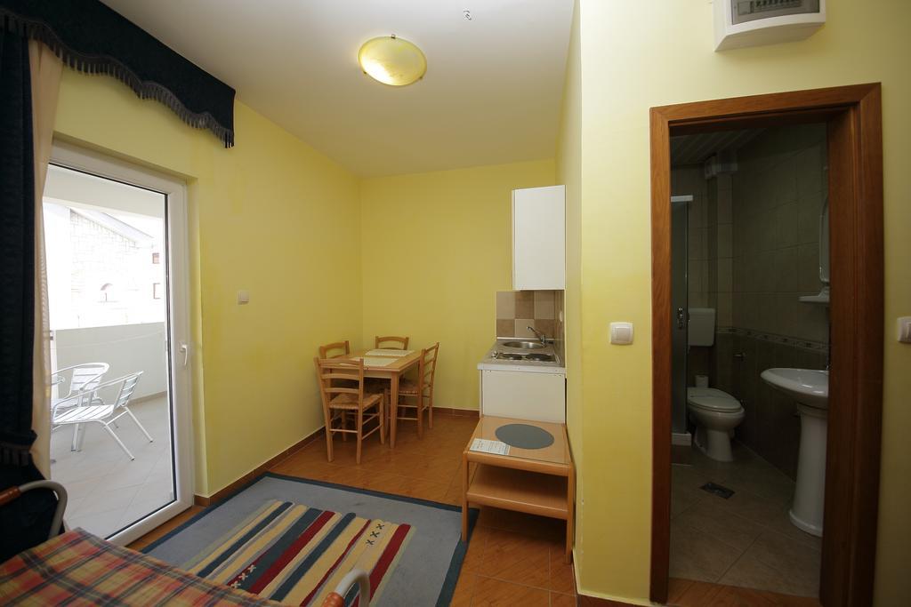Apartments Tamara Budva Zimmer foto